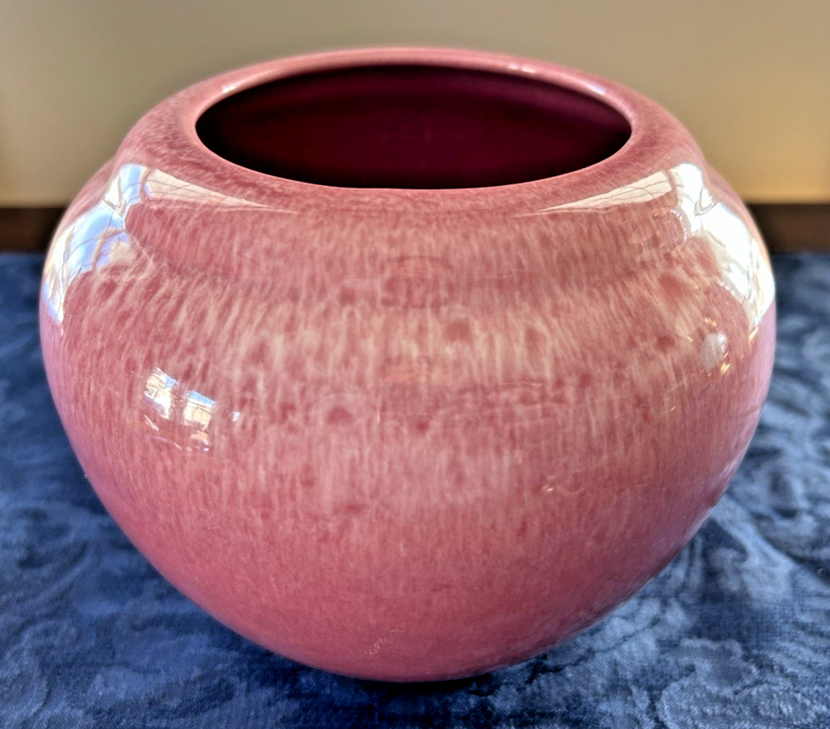 Vtg Hagger Rose Pink Drip Glaze Vase or Pot 5.5″ Labeled Hagger & Marked USA