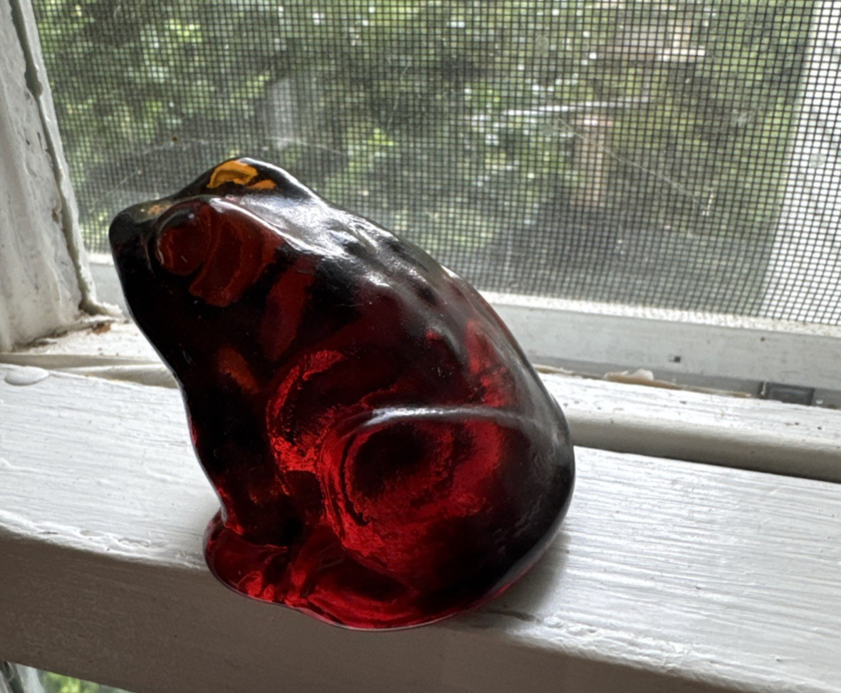 Pioneer Glass Frog Figurine Paperweight Bellaire Ohio 1985-88 Red Brown