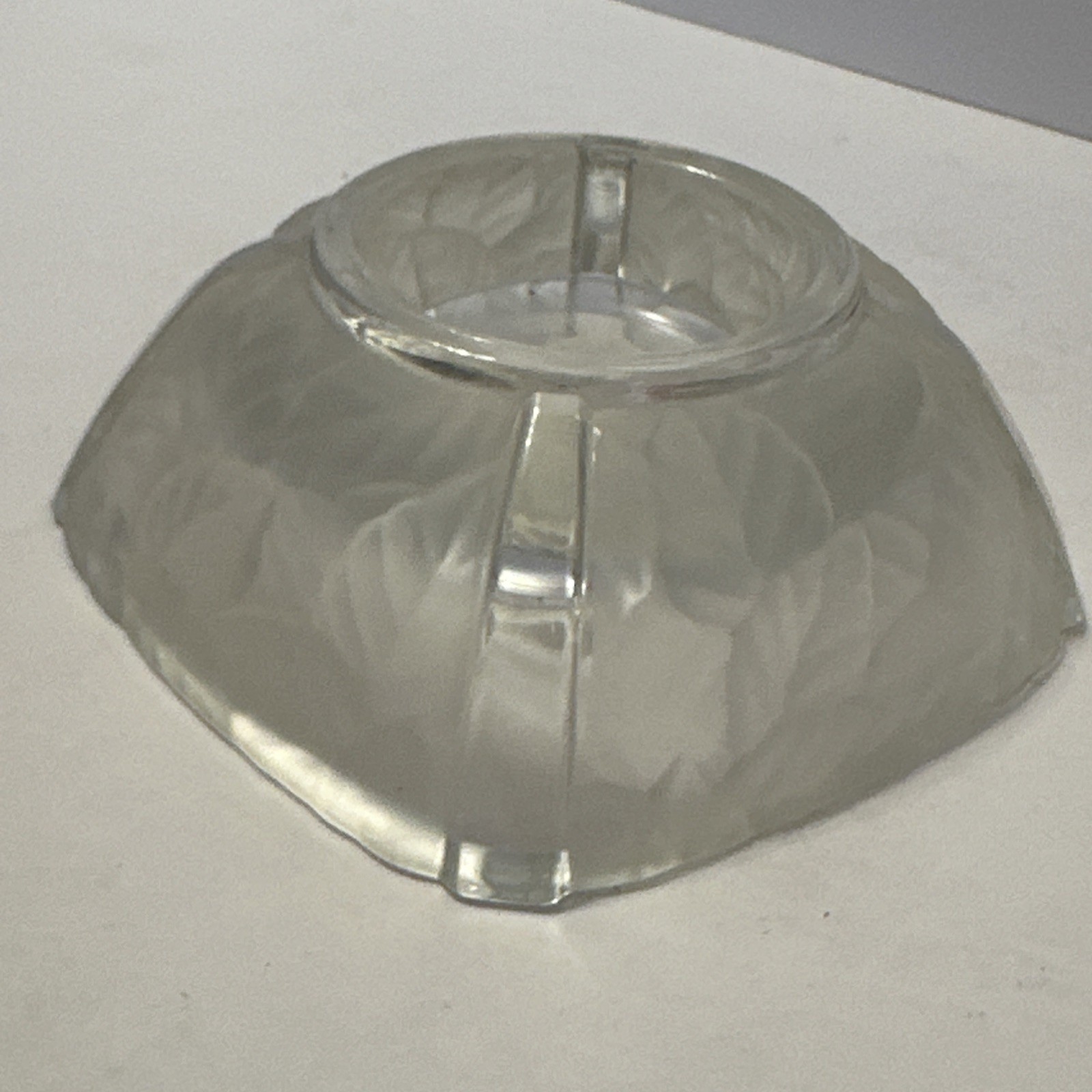 Mikasa GARDEN SPLENDOR Votive 2″ Frosted Leaf Leaves Candle Holder Crystal MINT