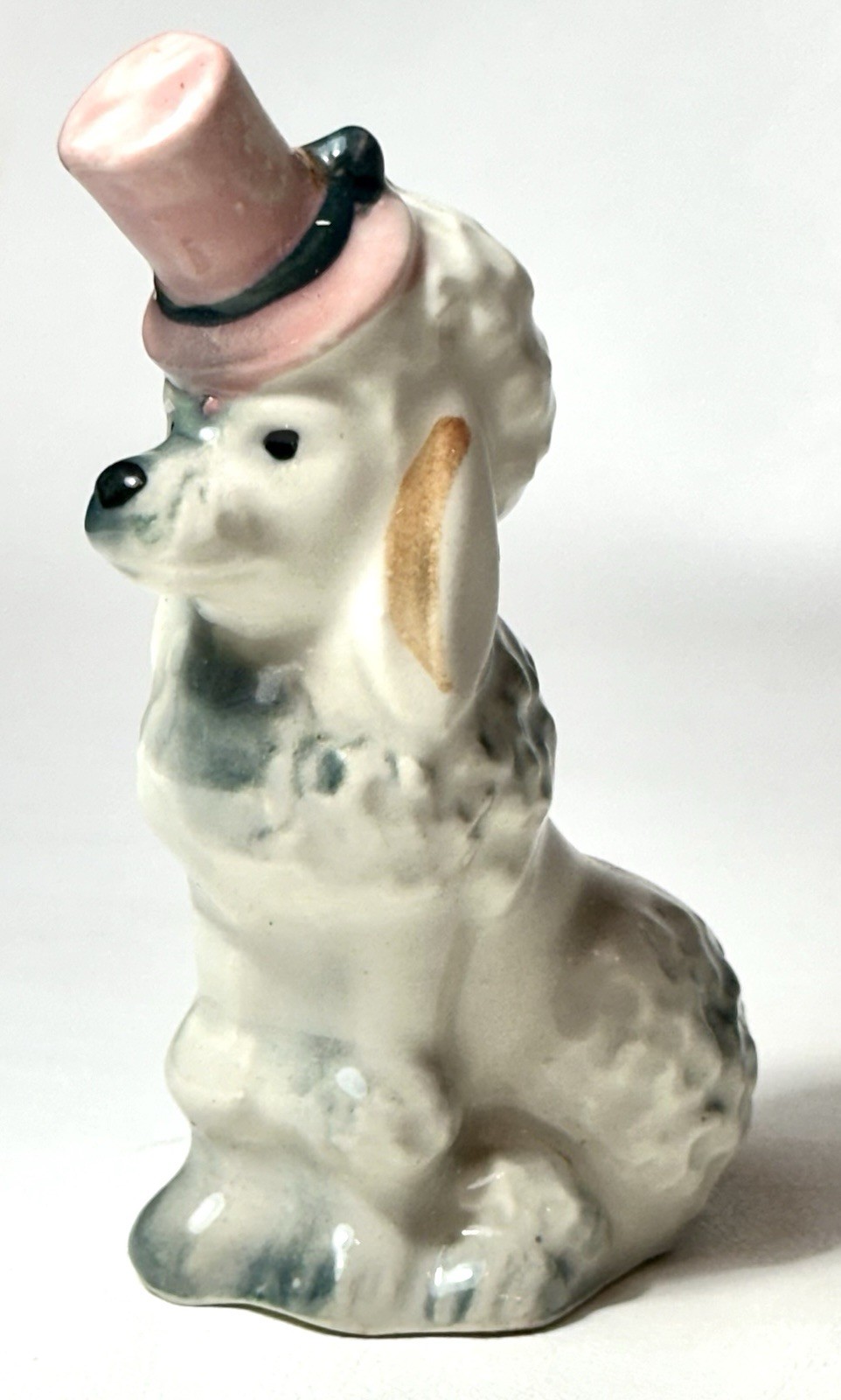 Vintage Pico N Y Ceramic Poodle Figurine With Pink Top Hat Made in Japan 4.5″