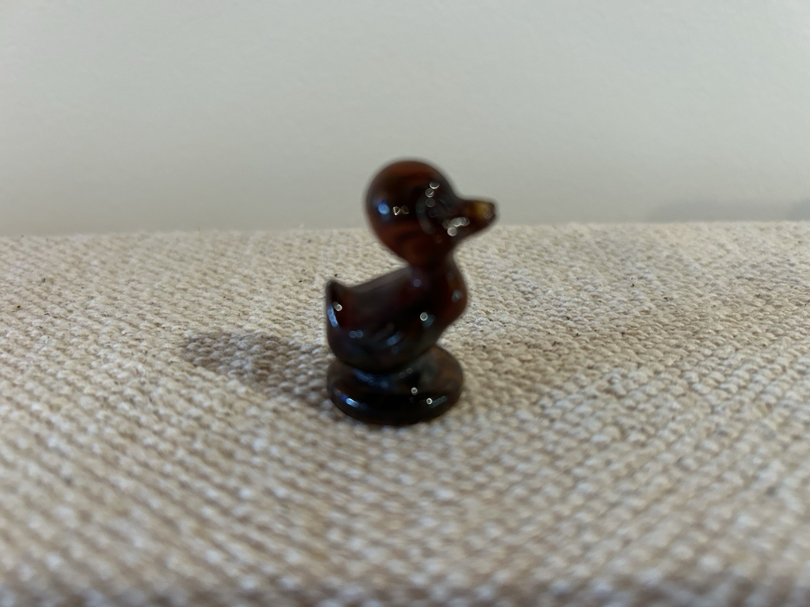 Vintage Boyd Debbie Duck Duckling Glass Figurine Amber Color 1.5”
