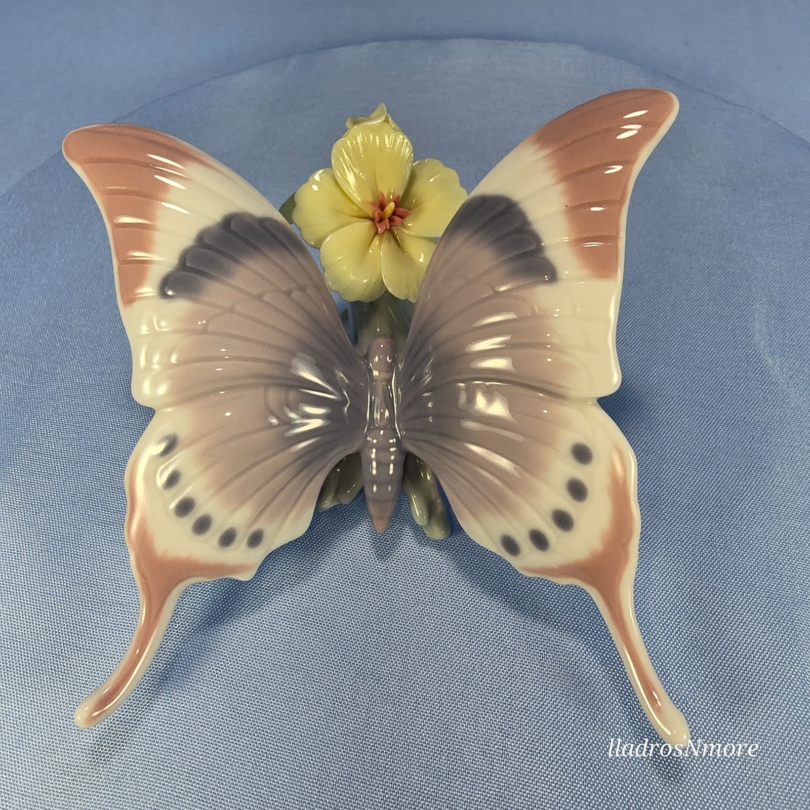 Lladro #6173 A Moment’s Rest NO DAMAGE Lladro 6173 Butterfly Original Box Insert