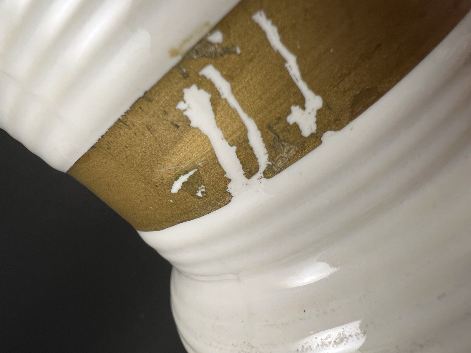 Vintage Hull Pottery 101 Gold Medal Flowerware Vase Mid Century White Ribbed