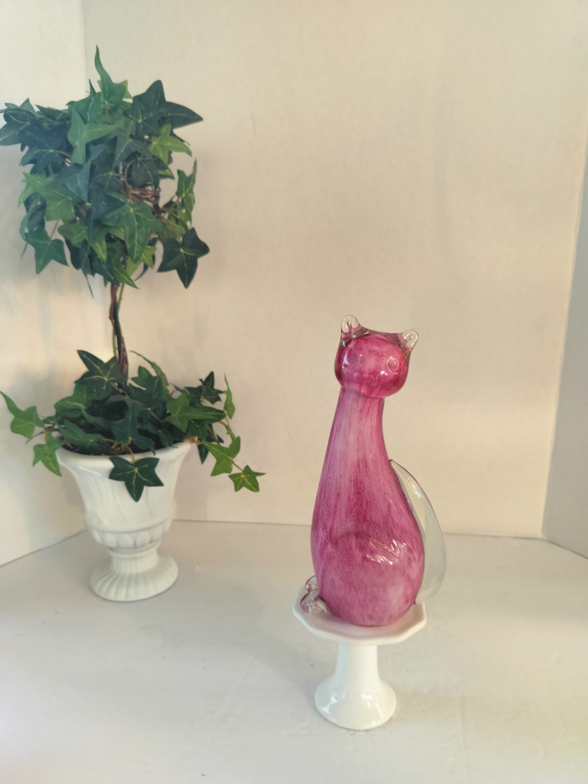 VTG 1980’S CAT Figure Art Glass; 7.5″ Tall;Auth.?Murano? Colorful Hot Pink;RARE