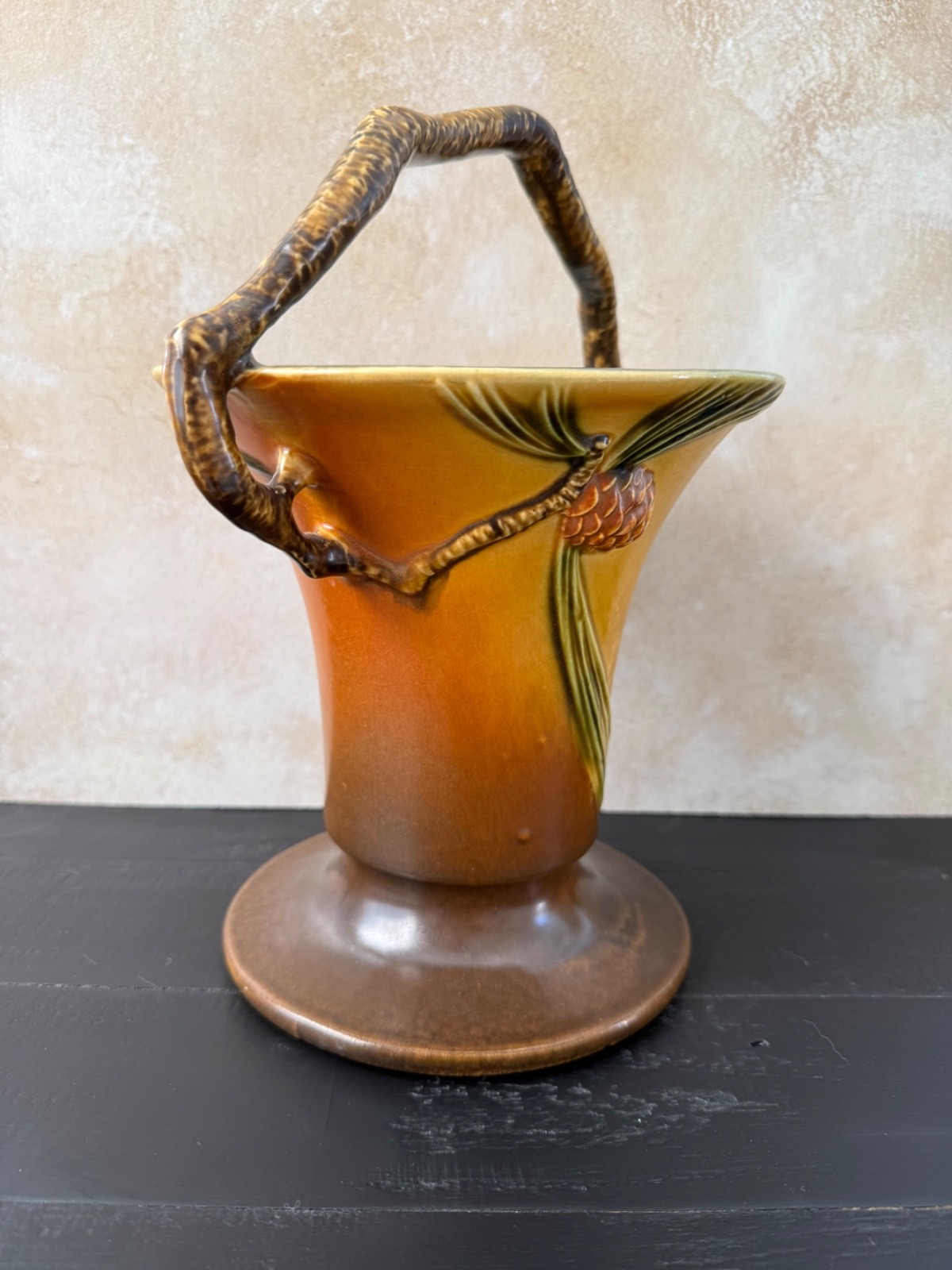 VINTAGE 1930’S ROSEVILLE BROWN PINE CONE BASKET VASE 338-10 MINTY