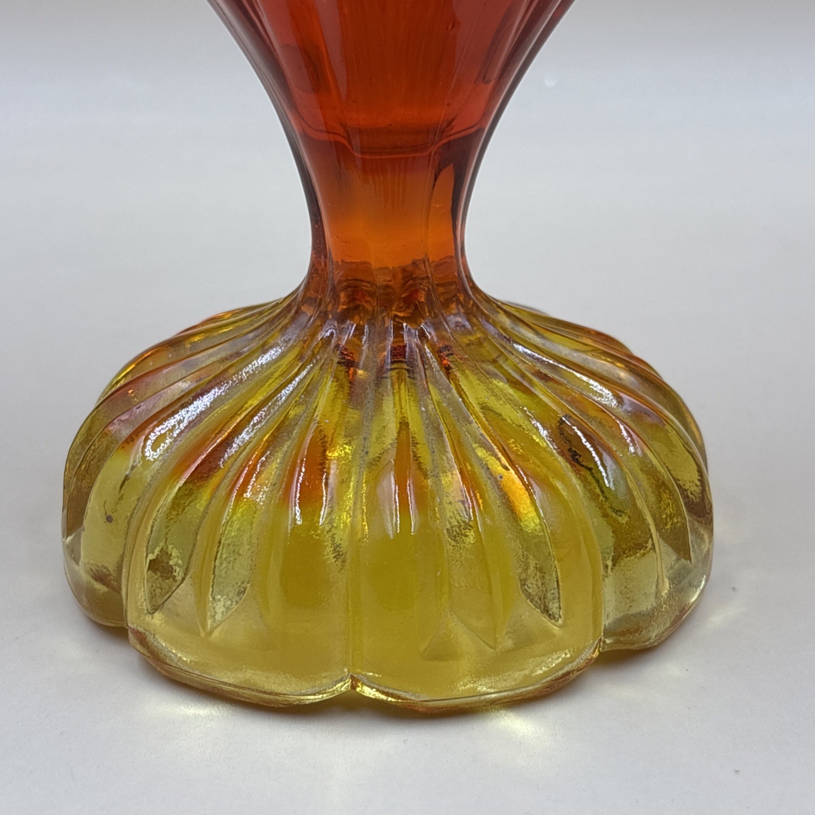 vintage L.E Smith Swung vase 22 inches tall red and amber colors