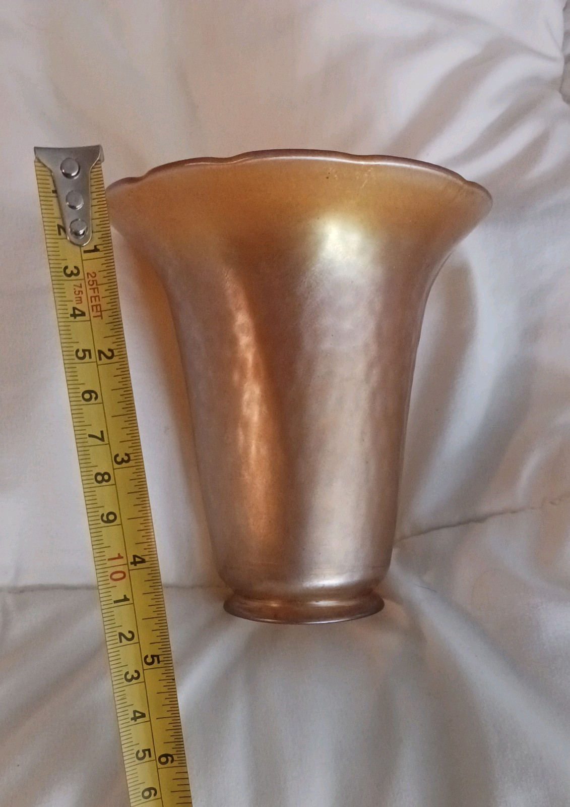 Art Glass Lamp Shade Iridescent Tiffany Quezel Stueben Style – fitter 2 1/4″