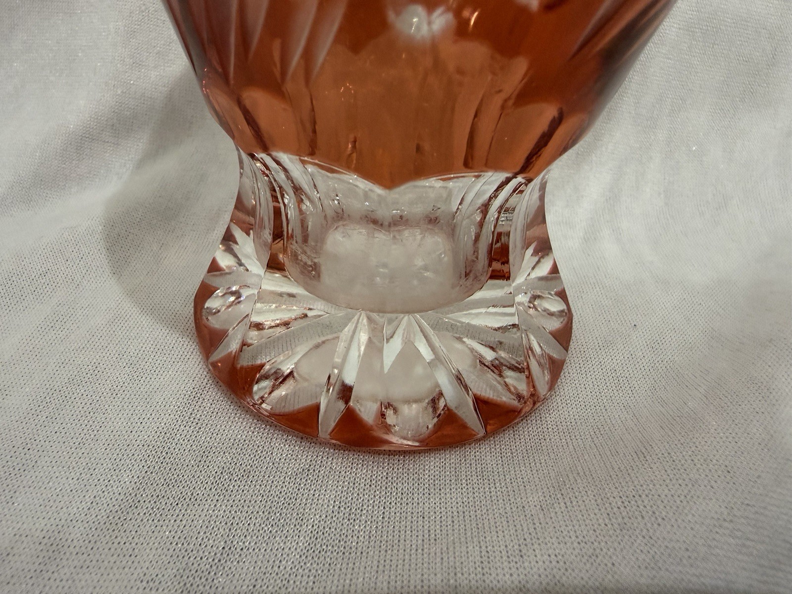 Bohemian Cut to Clear Cranberry Vase Daisy Flowers 4 3/4 in
