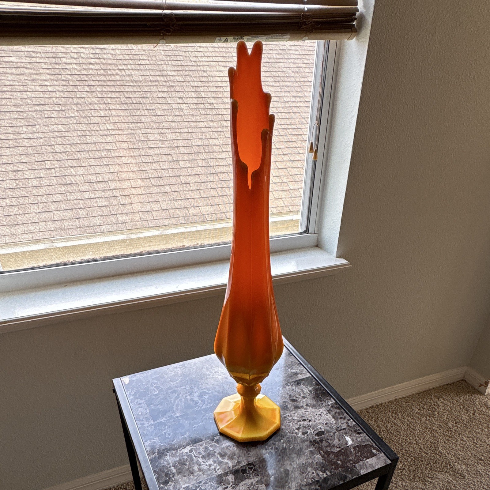 ORIGINAL L.E. Smith “Bittersweet” Slag Glass Swung Finger Vase 22’