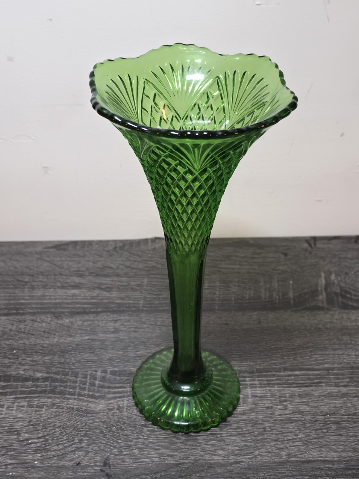 Green Pressed Glass Trumpet Vase Starburst Pattern Textured 1900-1919