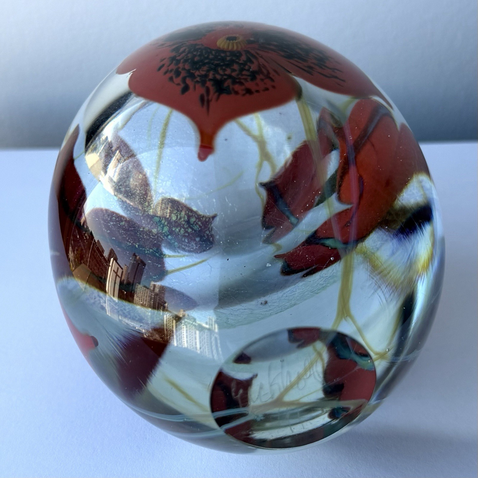 Robert Eickholt Red Trillium Flower Art Glass Paperweight Bud Vase Signed 1997