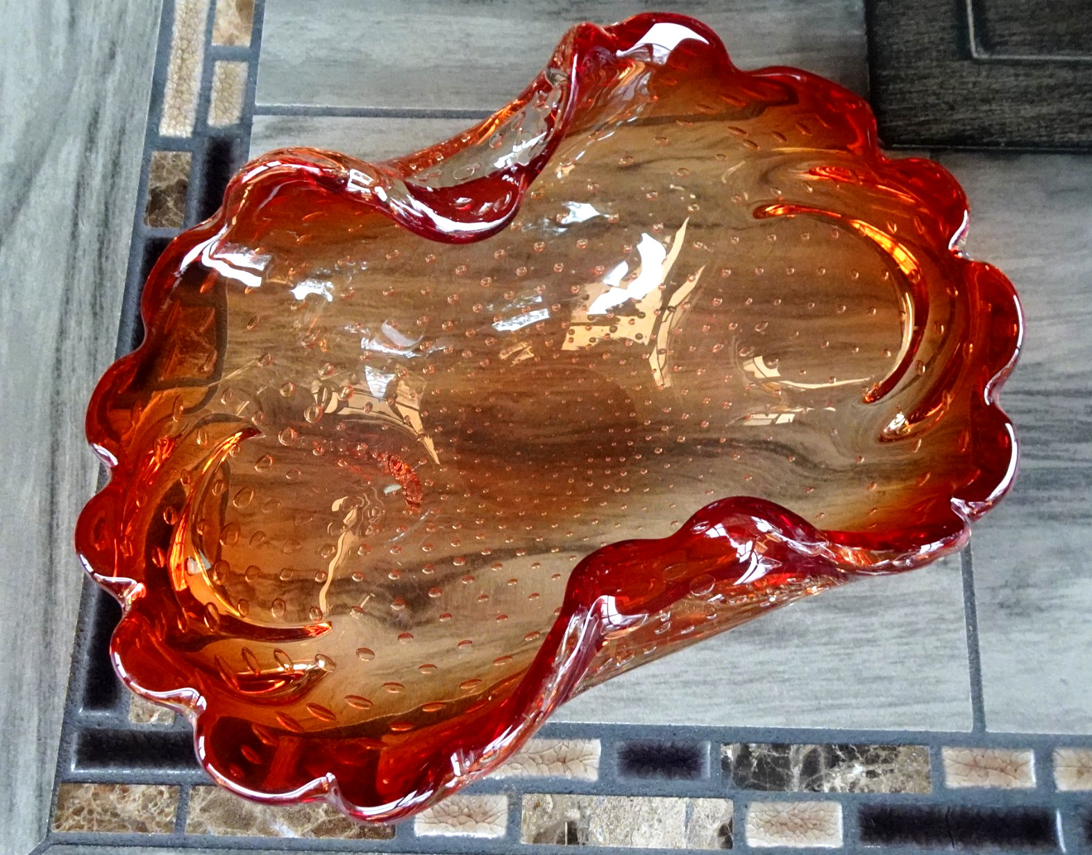 MCM Barovier & Toso Murano Art Glass Red Bullicante Lobed Ashtray Bowl