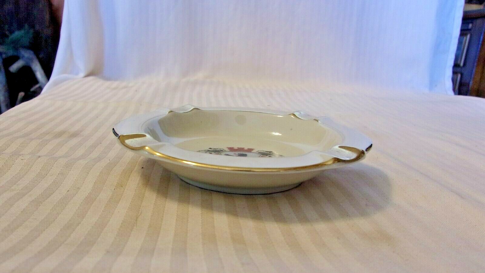 Vintage Berlin Logo Ash Tray Porcelain from Johann Leltmann Vohenstraub #56