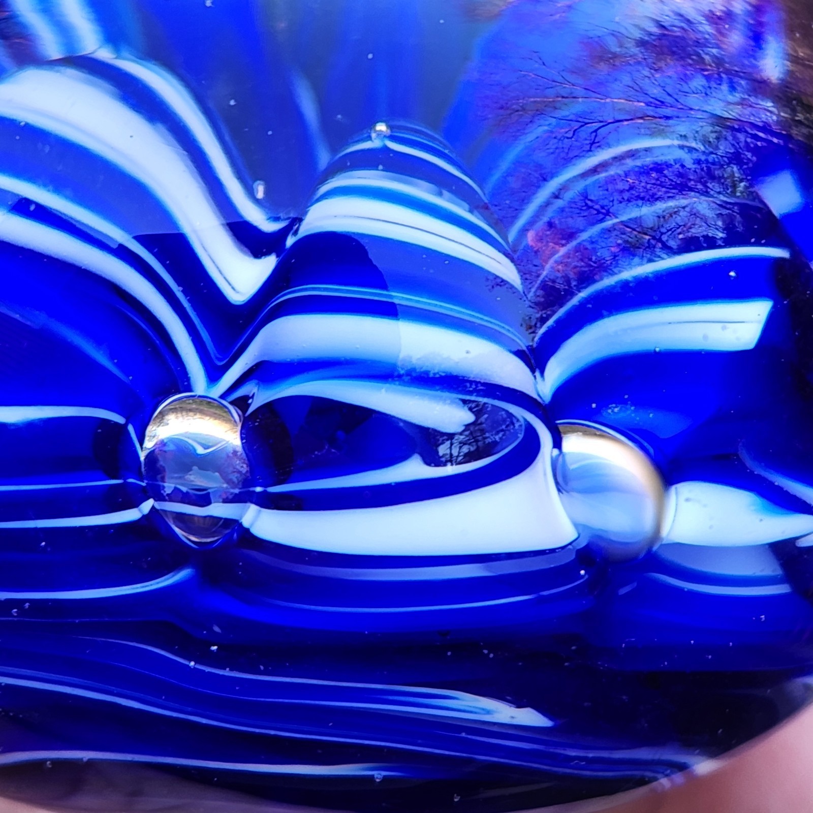 Art Glass Paperweight Signed Joe St Claire Dark Blue Ribbon Crimp Control Bubble
