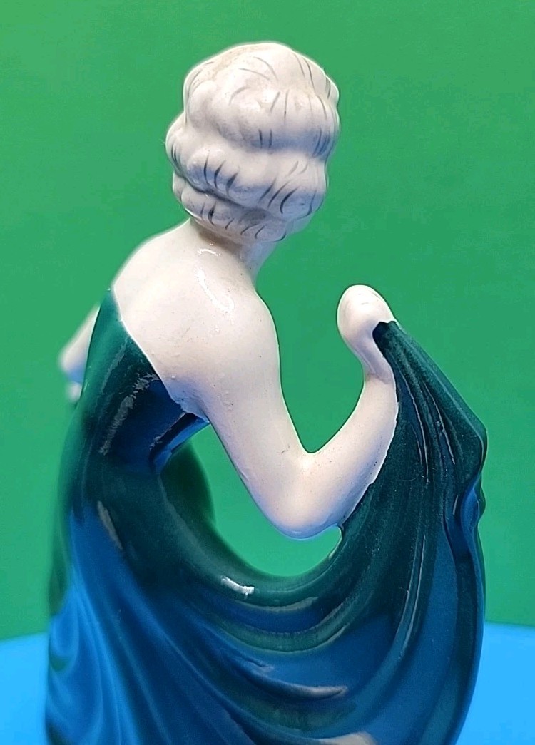 2 – 1930’s Porcelain Dancing Ladies In Floral Green Dress – Made In Japan
