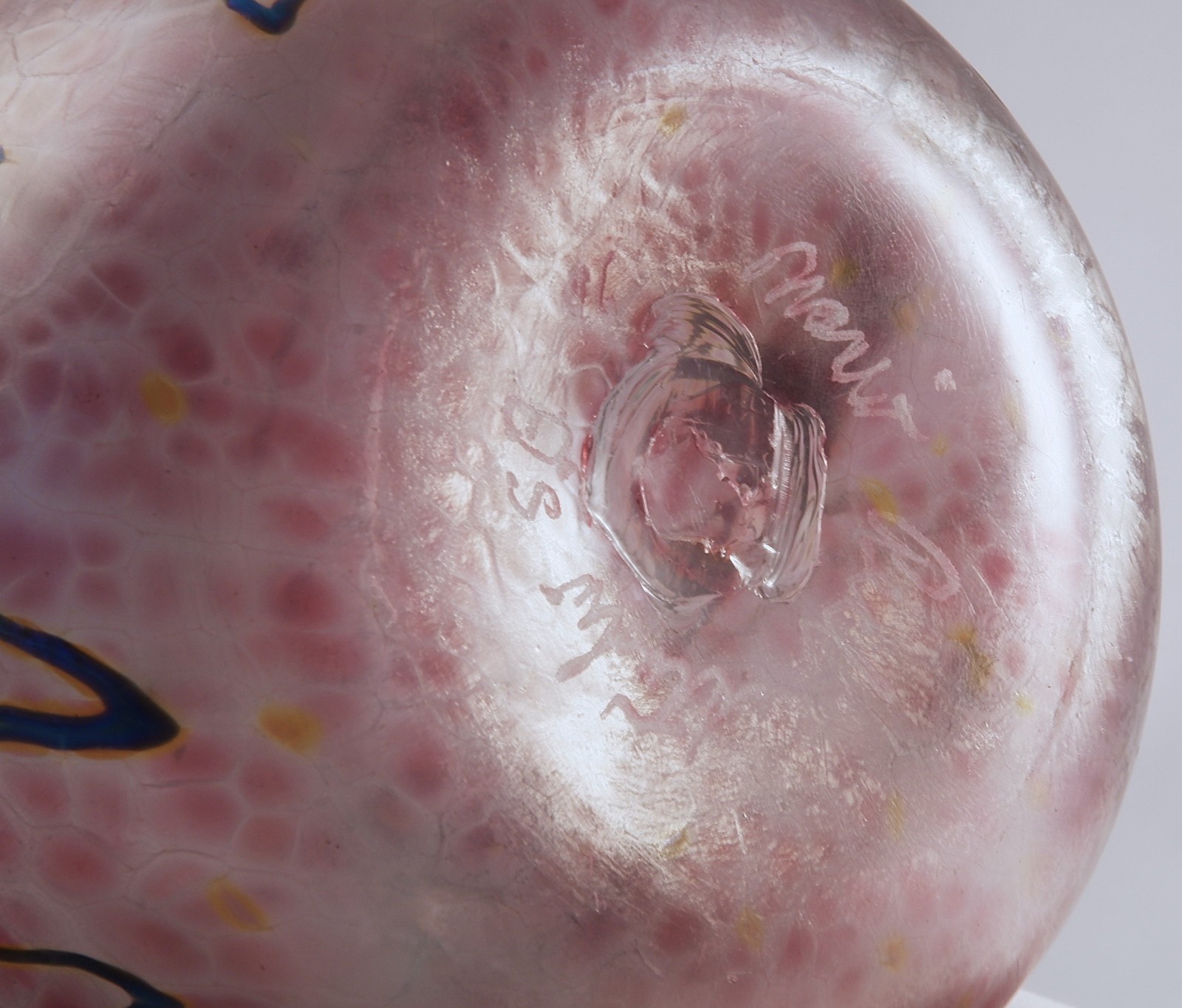 Mario Real Studio signed 10-1/4″ Iridescent Handblown Art Glass Vase