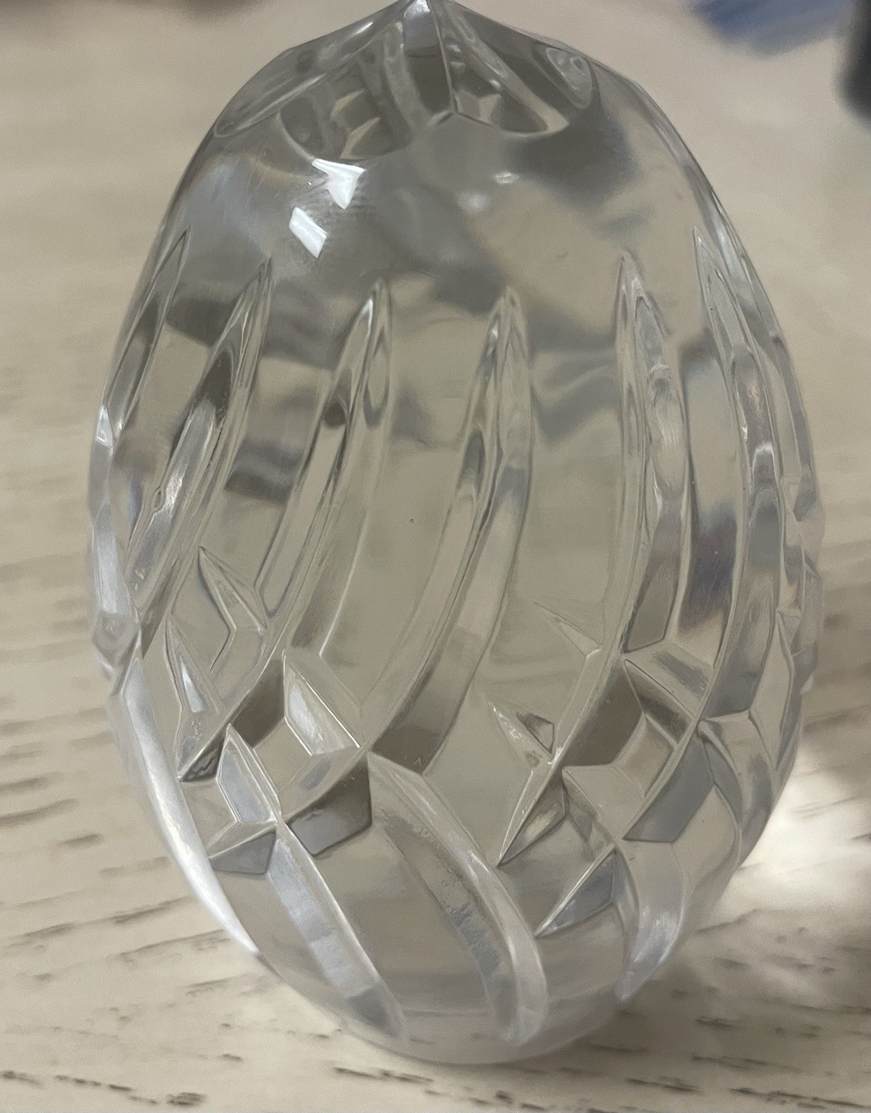 Beautiful Cut Crystal Heavy Egg! 4” X 3”