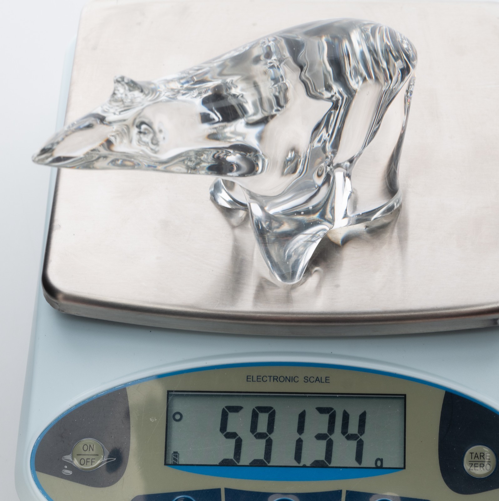 Art Glass Clear Crystal Polar Bear Paperweight 6x4in 591g (1.3lb) Used VG Canada