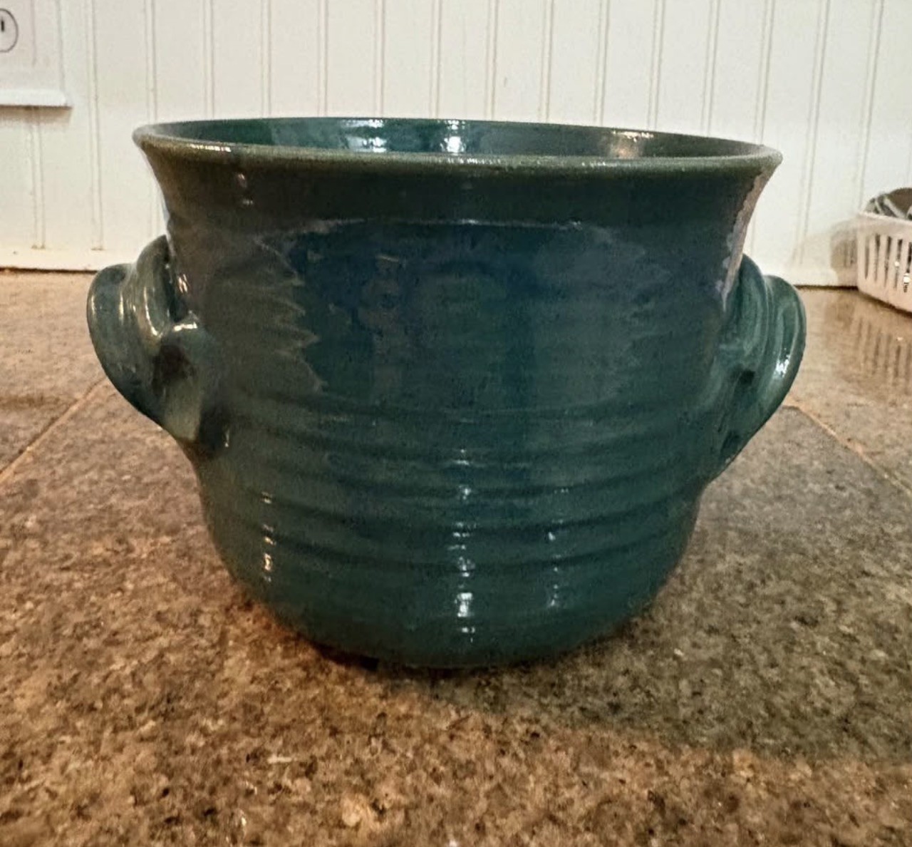 VINTAGE D HOWARD POTTERY EAR HANDLE Vase , Bowl, PLANTER Signed Green