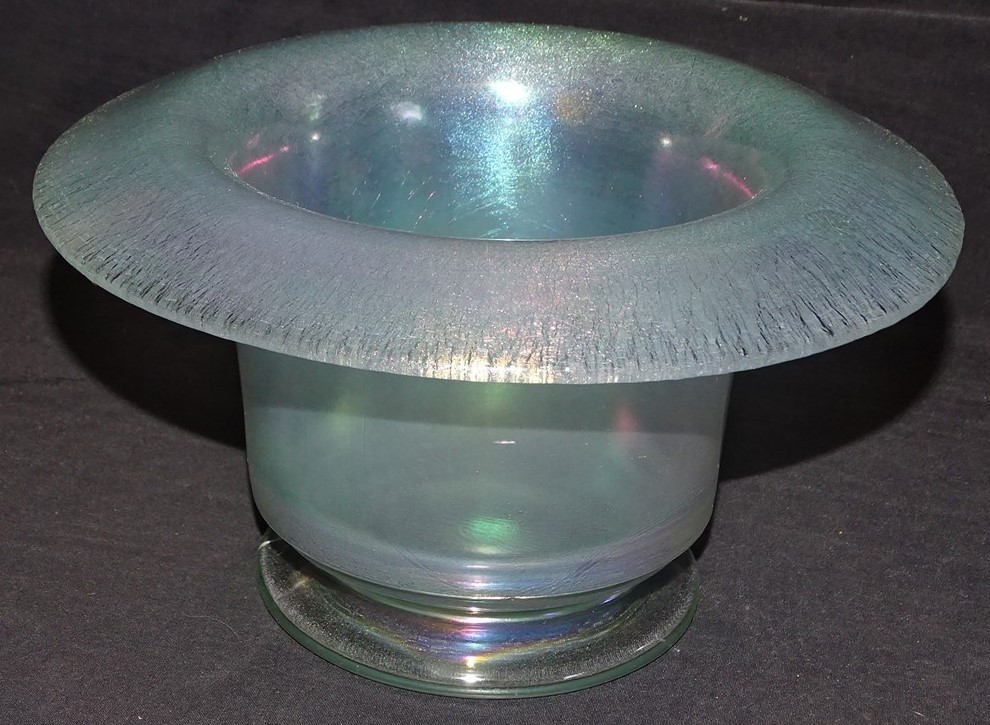 U.S. Glass USA Crystal #179 Iridescent Stretch Glass Rolled Rim Vase 5″