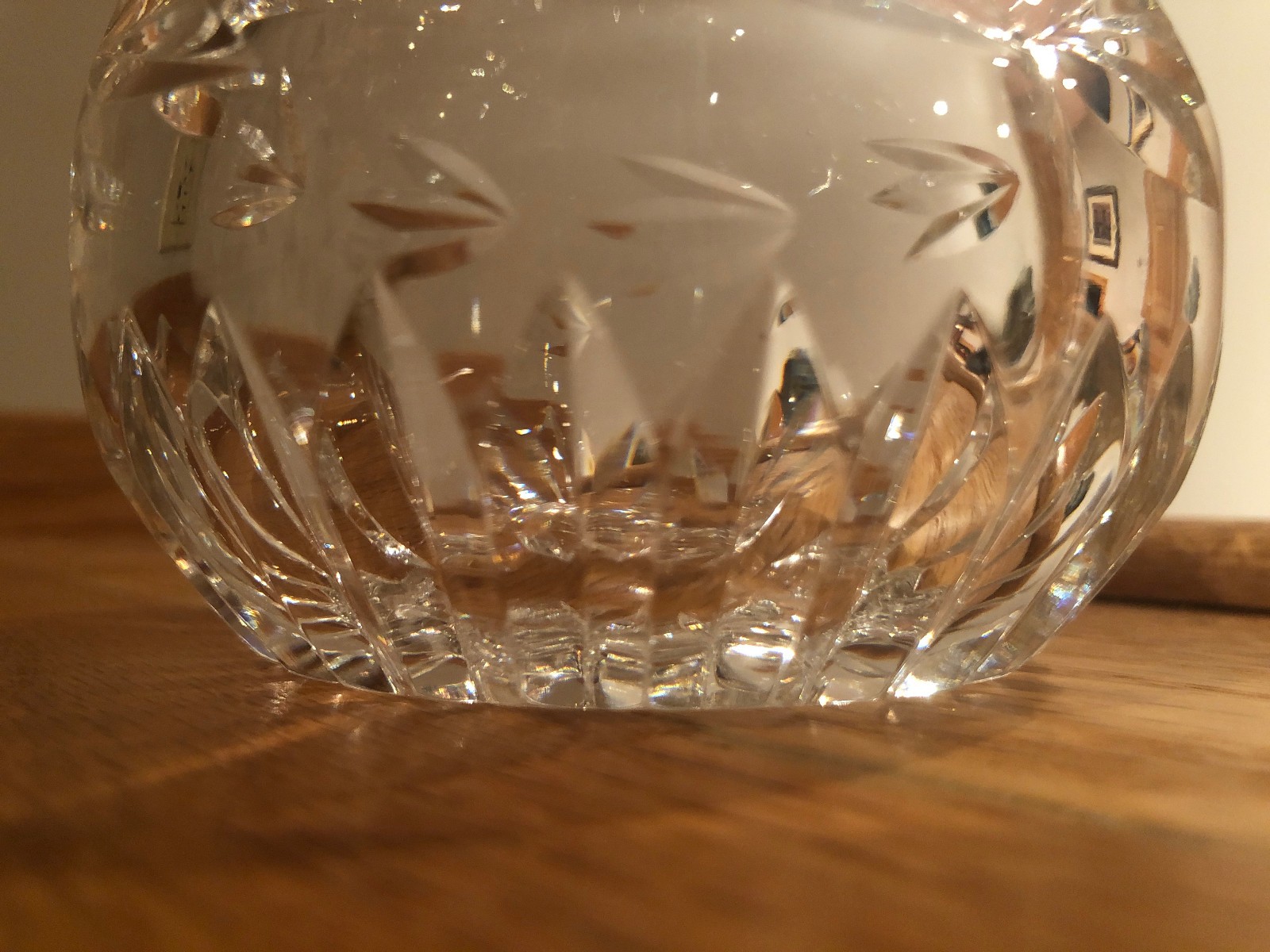 Cavan Fine Irish Lead Crystal Glass Hourglass Bud Vase Hand Made Cut ~ NWOB