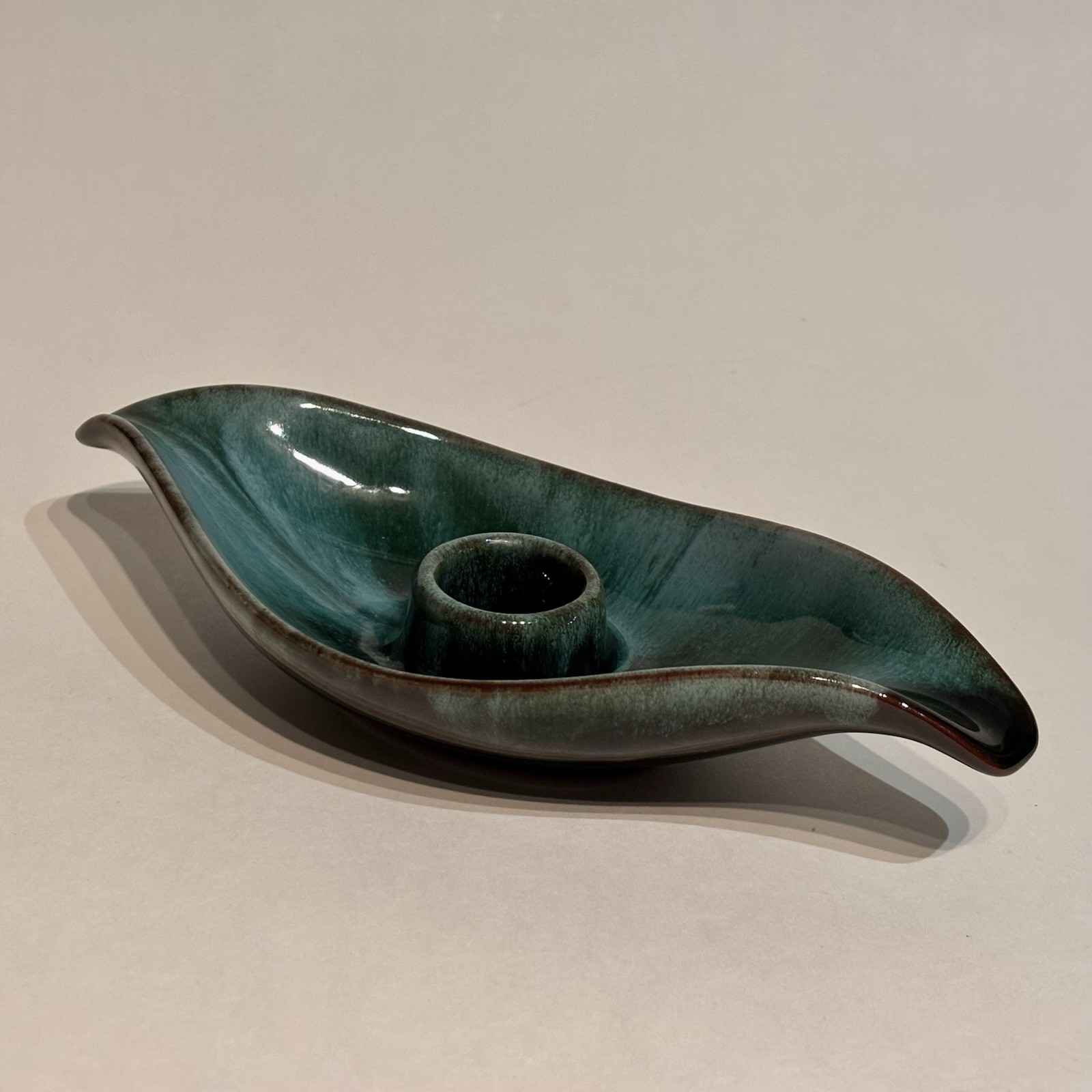 Set of 2 Blue Mountain Pottery Green Black Drip Glaze Leaf Shaped Candle Holders