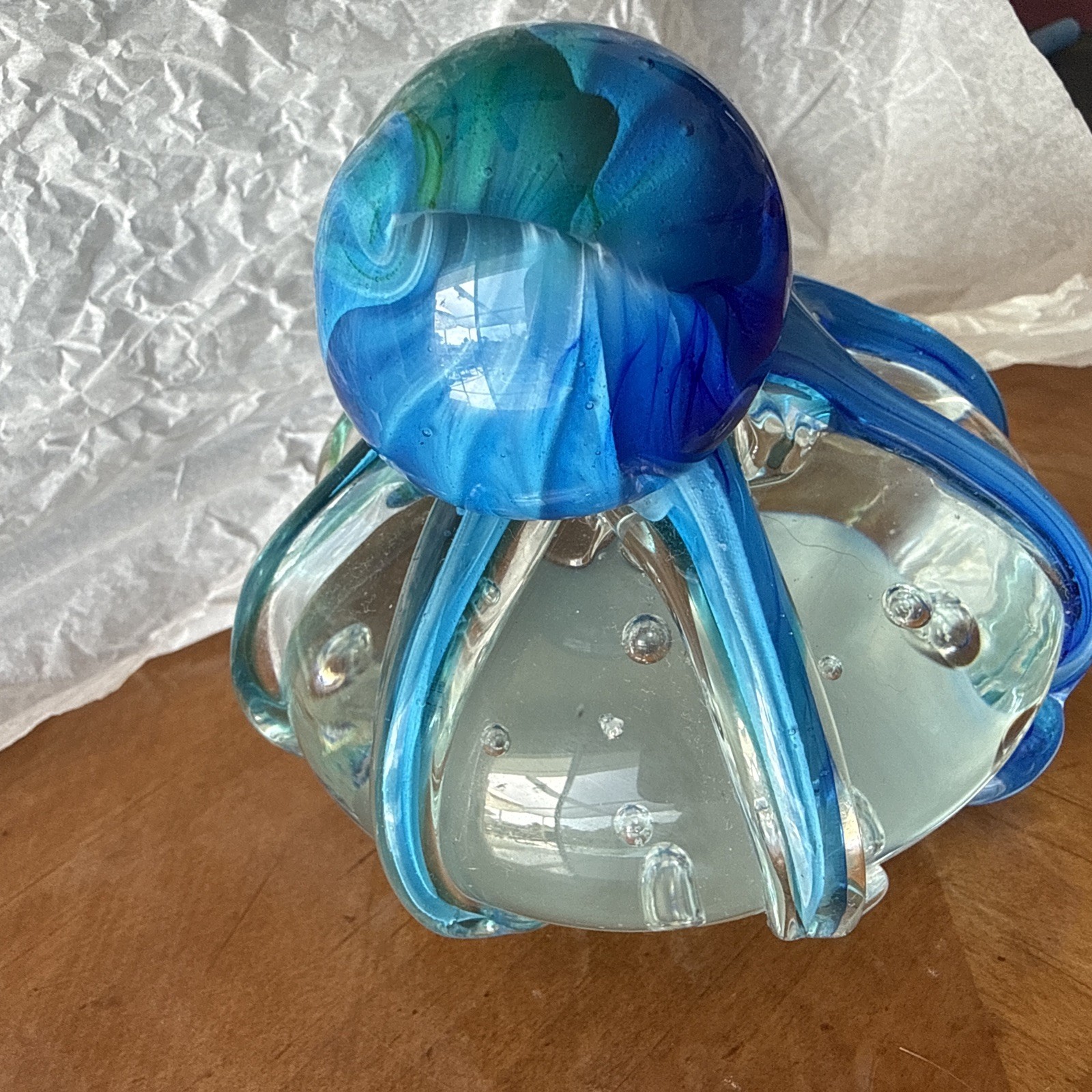 Beautiful Aqua/Teal/Cobalt Hand Blown Art Glass Octopus Paperweight 4.25″ TALL