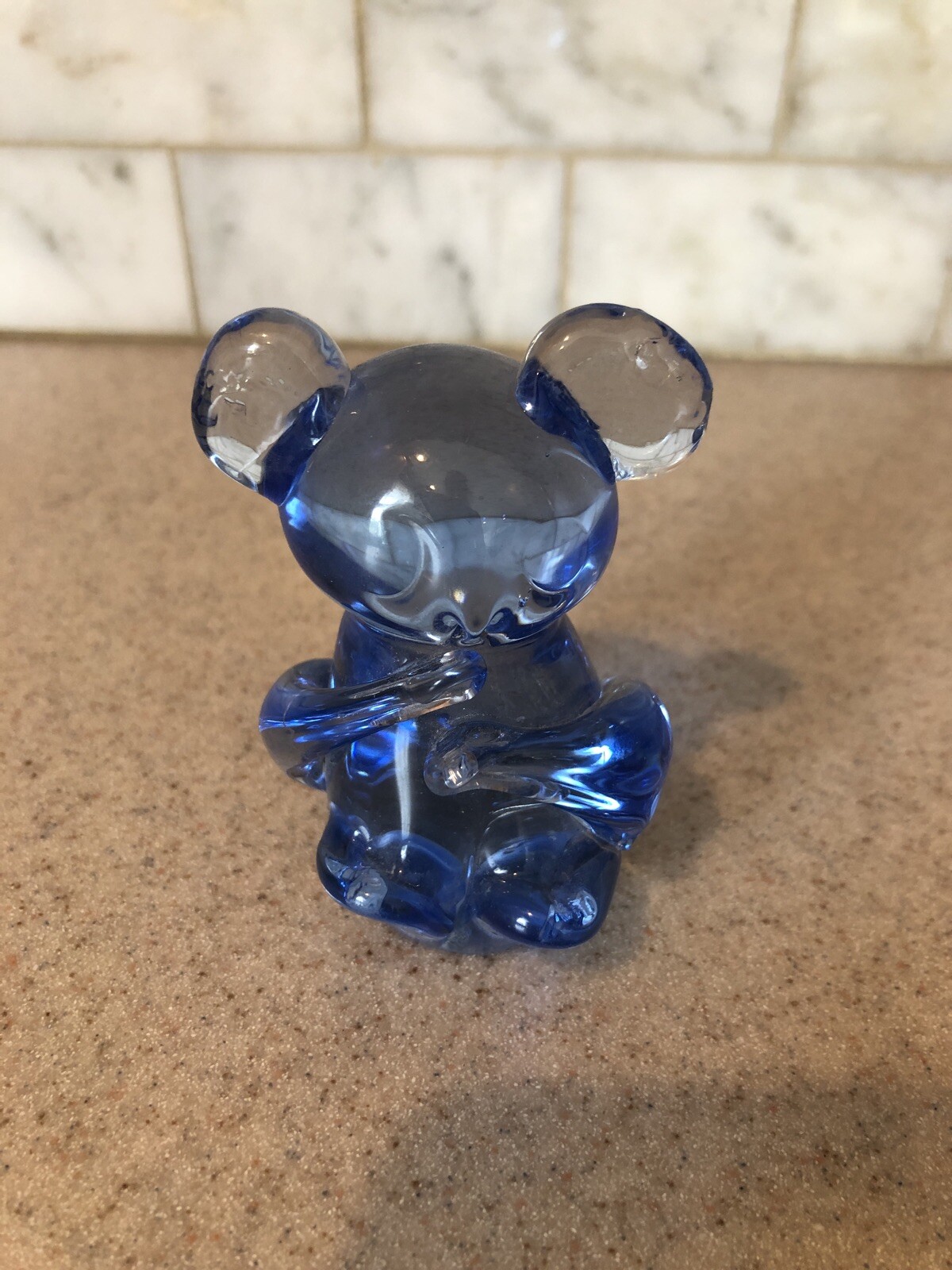 United States Commemorative Fine Arts Gallery hand crafted blue glass Bear