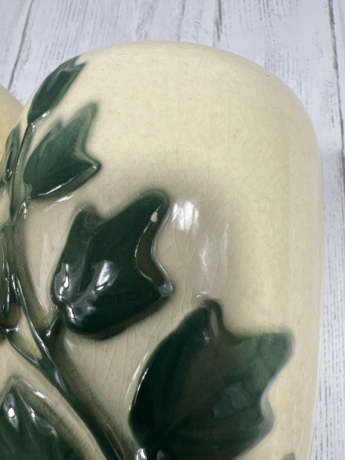 VINTAGE Ivy Leaf Vase Set 3 Cream Green Copeland Style Botanical Relief Art