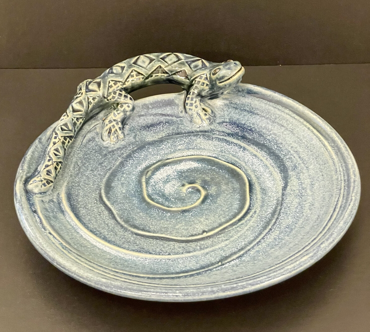 Art Pottery Dish -Hand Thrown w/a Lizard / Gecko Sitting on Edge of Dish-Signed