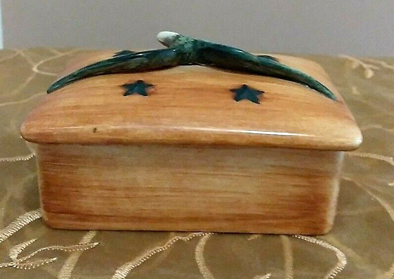 Pennsbury Pottery Ceramic Cigarette Trinket Box Patriotic Bald Eagle Stars USA