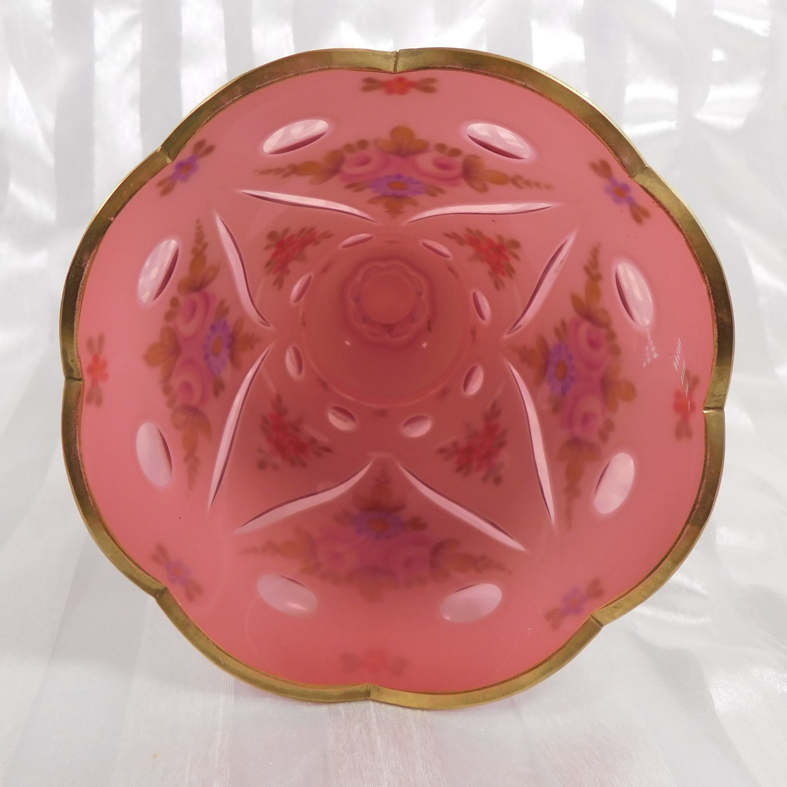 White over Pink Cut to Clear Vase with Flowers # 26629