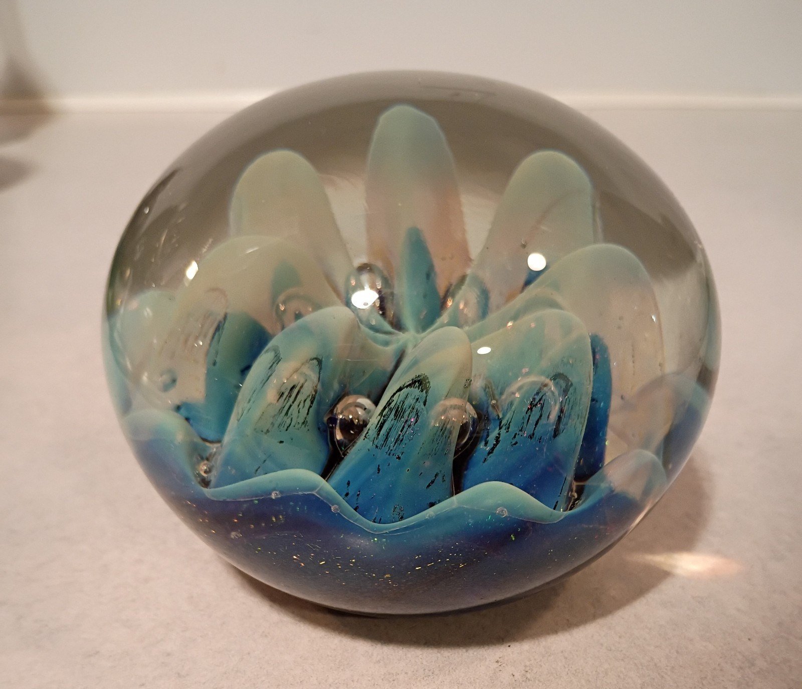 2 Signed Robert Eickholt Dichroic Controlled Bubbles Art Glass Paperweights