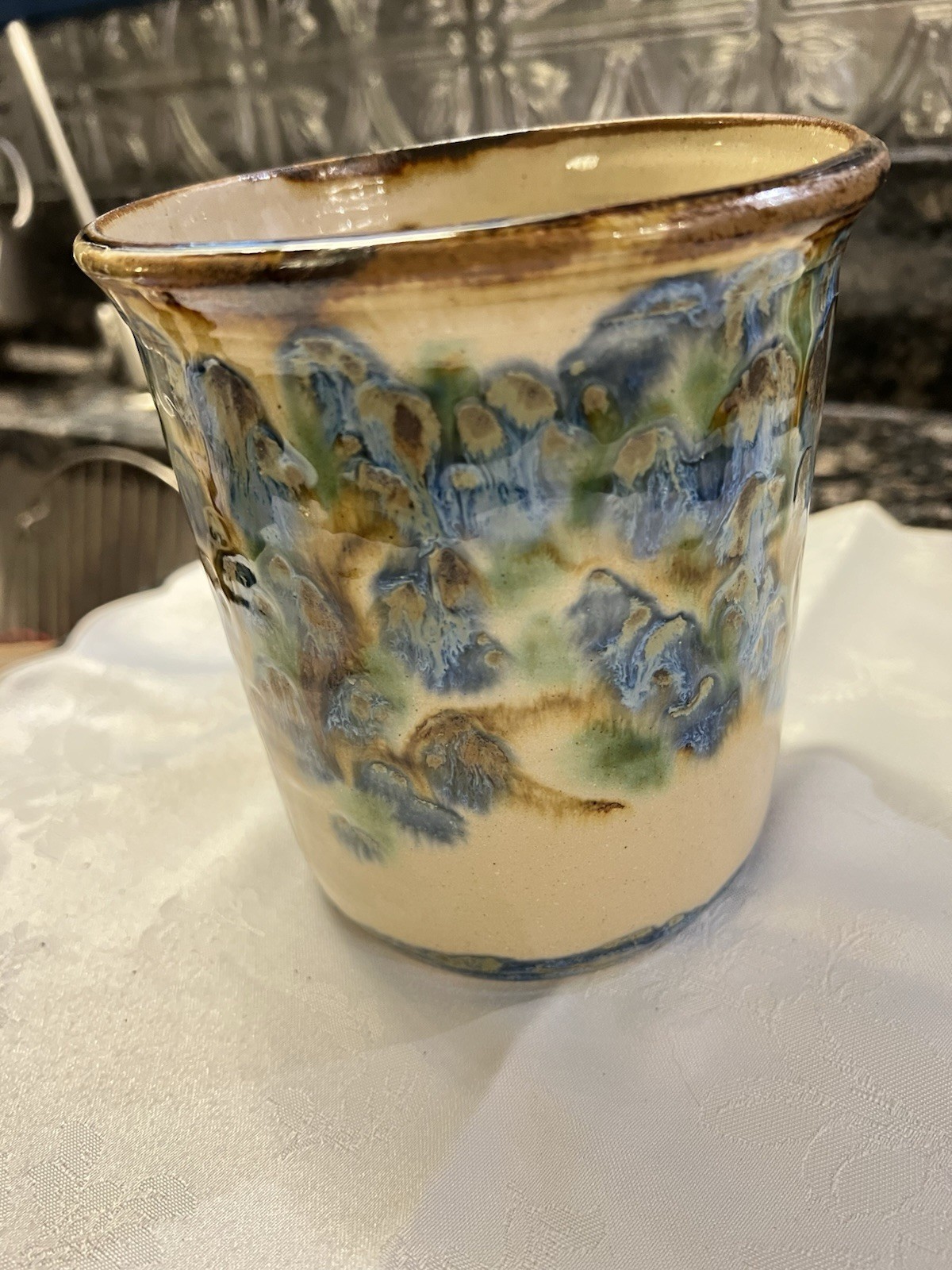 Beautiful Janet Resnik Pottery NC Tree of Life Planter Blue floral 6” x 5.75”