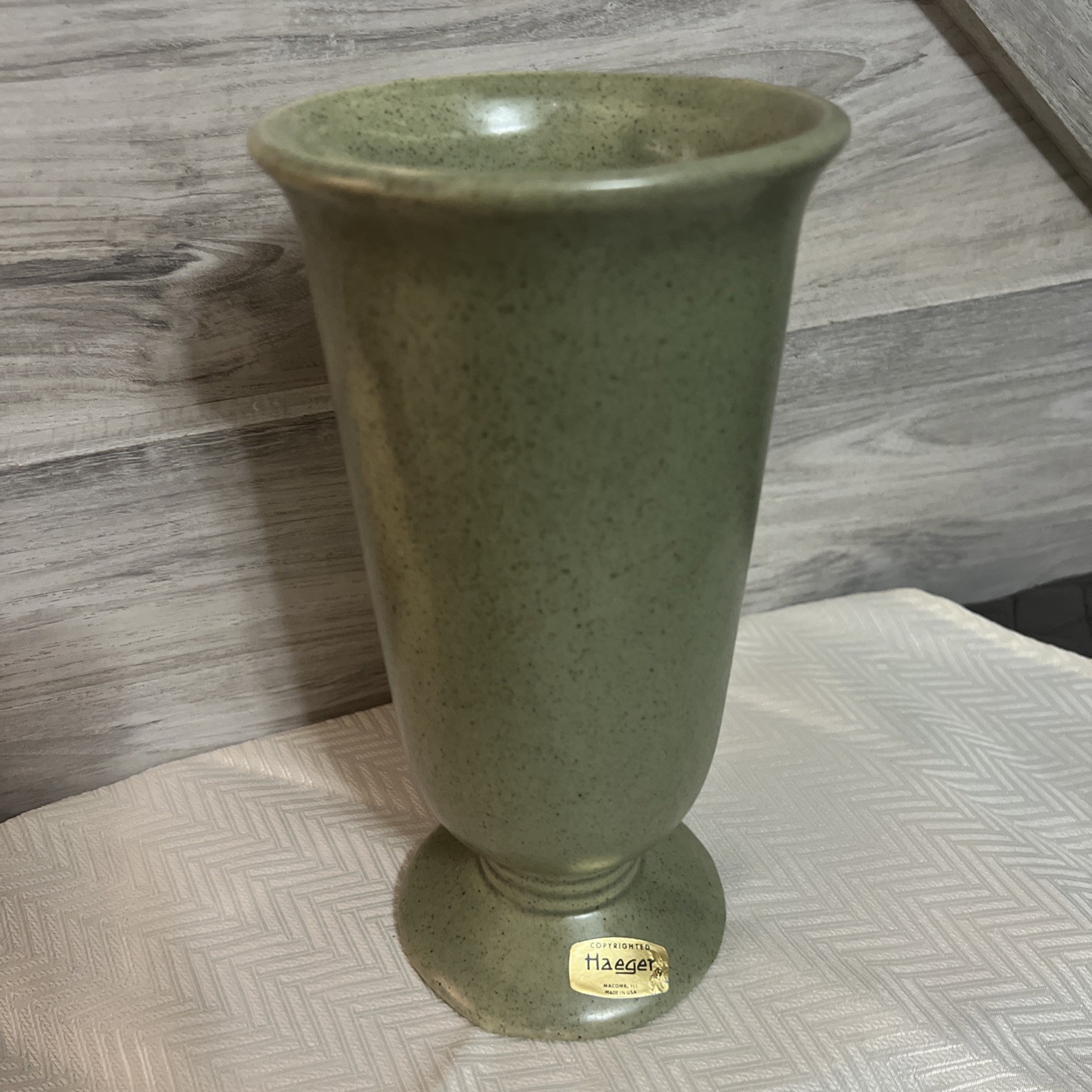 Vintage 1976 Haeger Pottery Vase Round Green 9 inch Made In USA