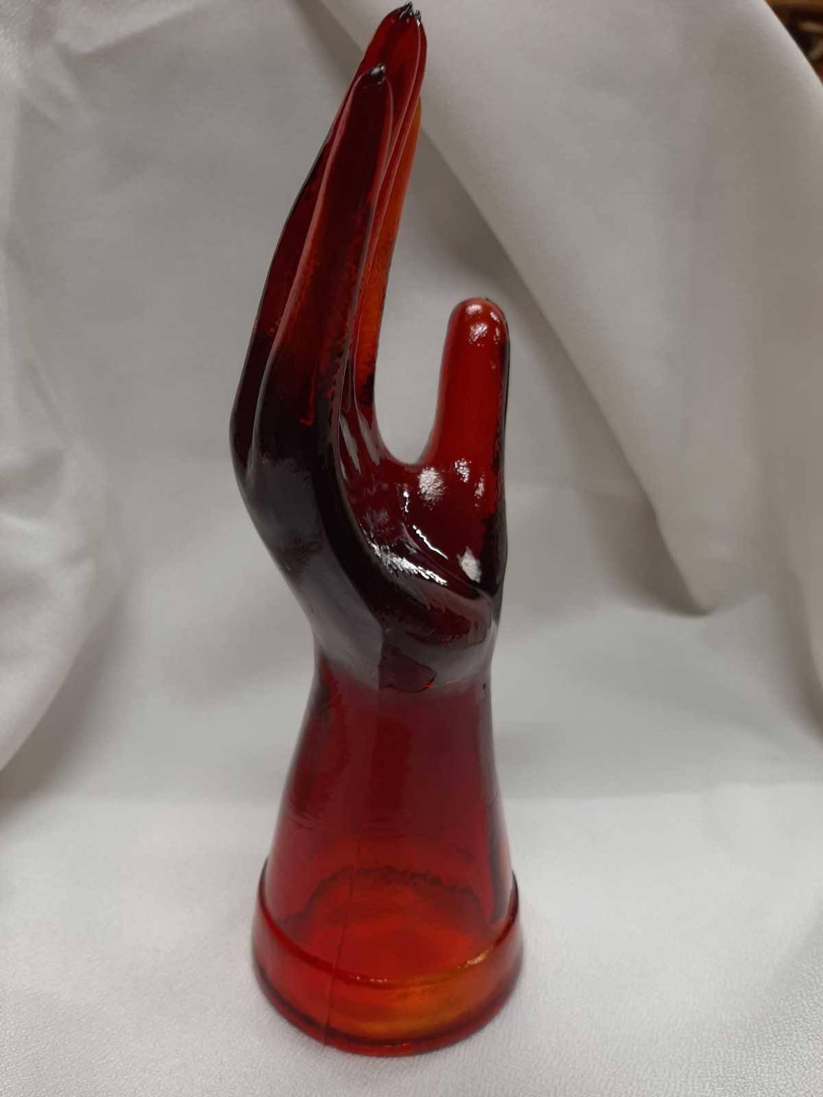 Vintage Amberina glass hand display for jewelry, rings. Excellent condition.
