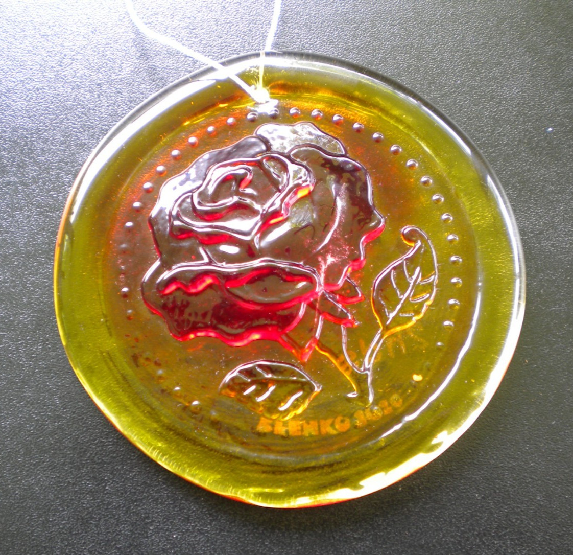 Blenko Glass Suncatcher – Rose – Tangerine