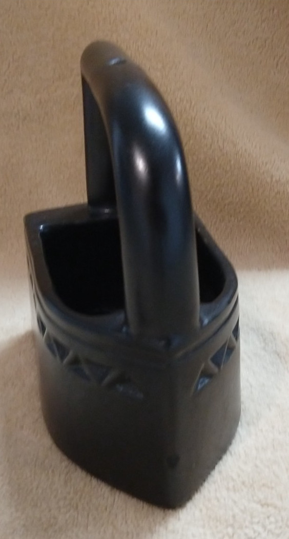 Vintage McCoy Black Iron Shaped Ceramic Planter w/ chain # 746, 6.5″ x 4″ x 6″