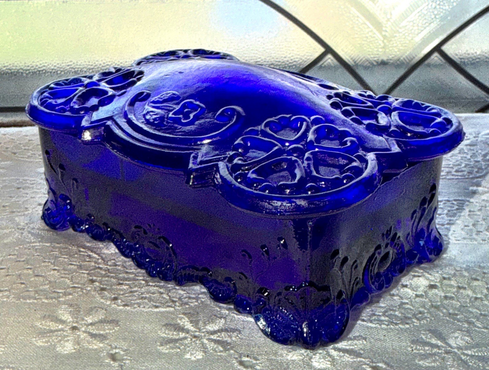 Vintage Cobalt Blue Glass Lidded Trinket Box- Floral Design – Please Read G6