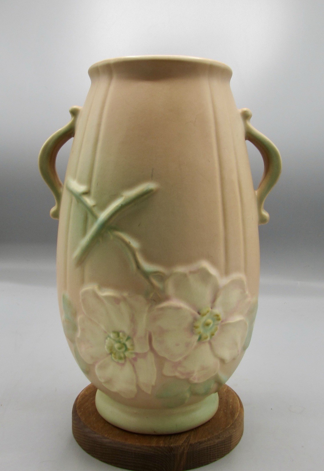 VINTAGE 1930’S WELLER POTTERY PEACH TWO HANDLES WILD 3D ROSE VASE Heavy