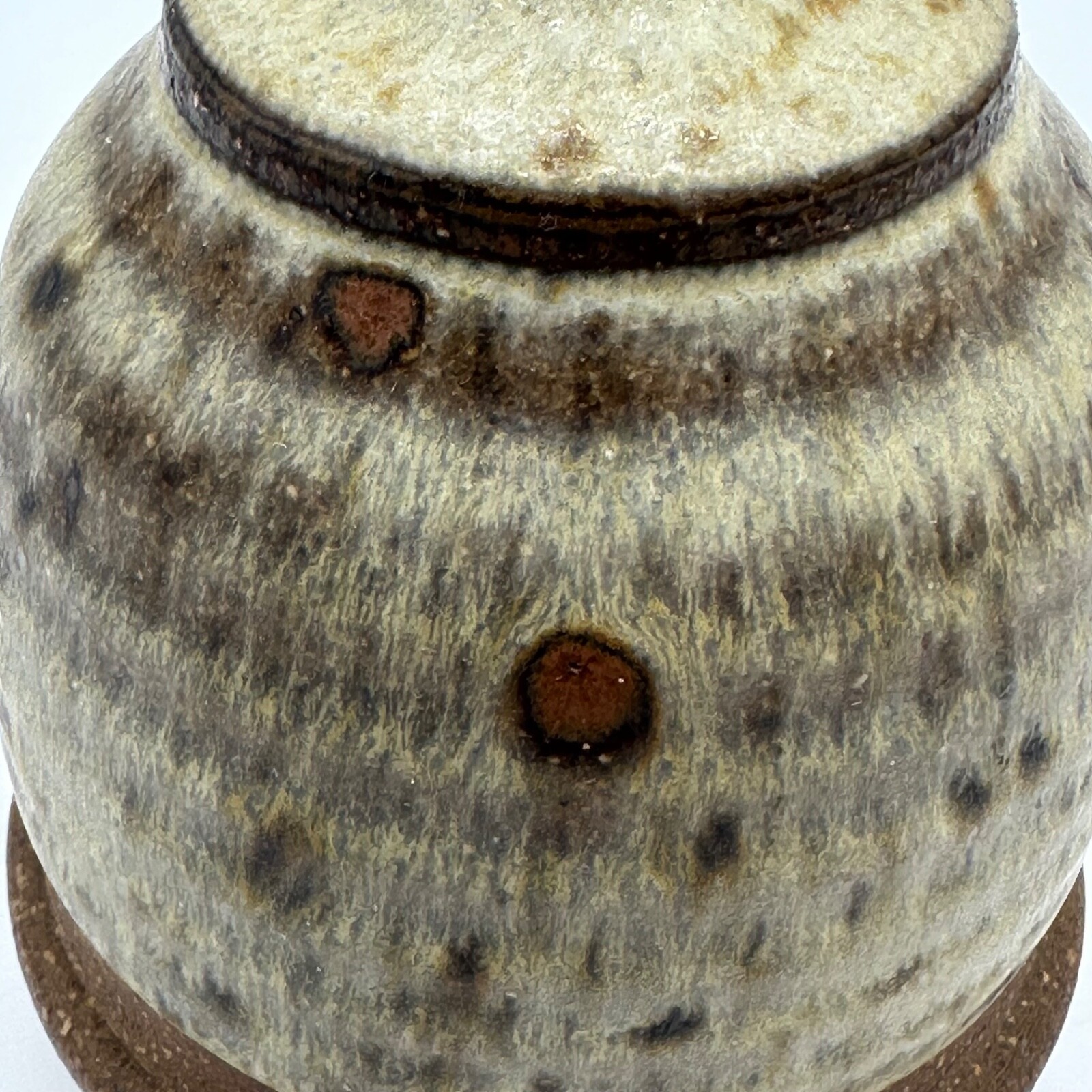J.Mills Brown County Pottery Art Studio Indiana 4.8″ Oil Lamp Signed 1985 (Note)