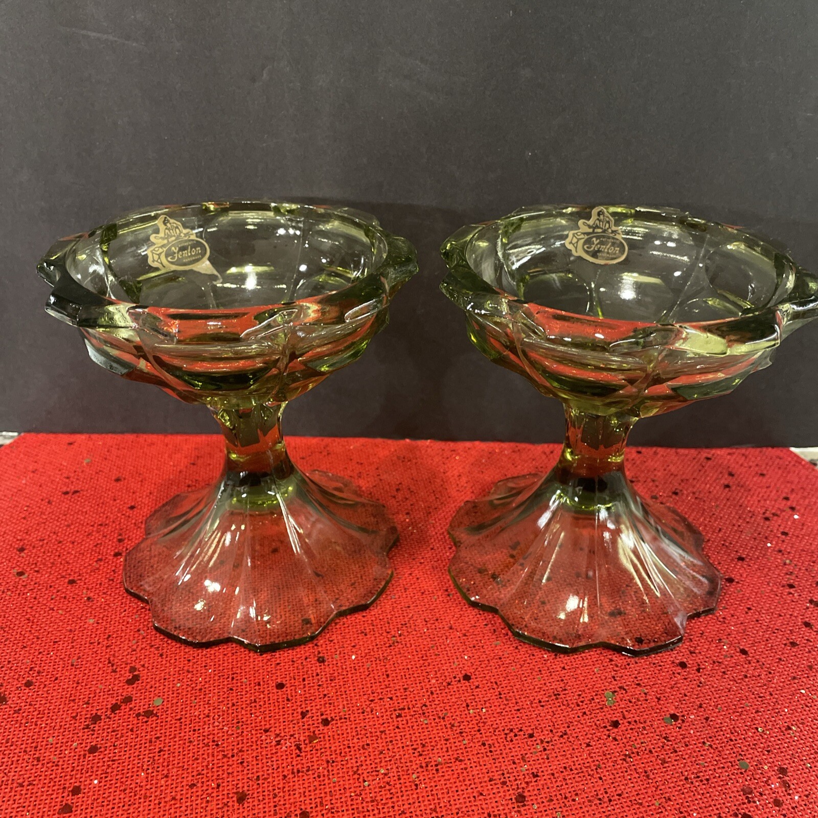 VTG Fenton -Valencia Colonial Green Candle Holders. Excellent Condition!( S-4)