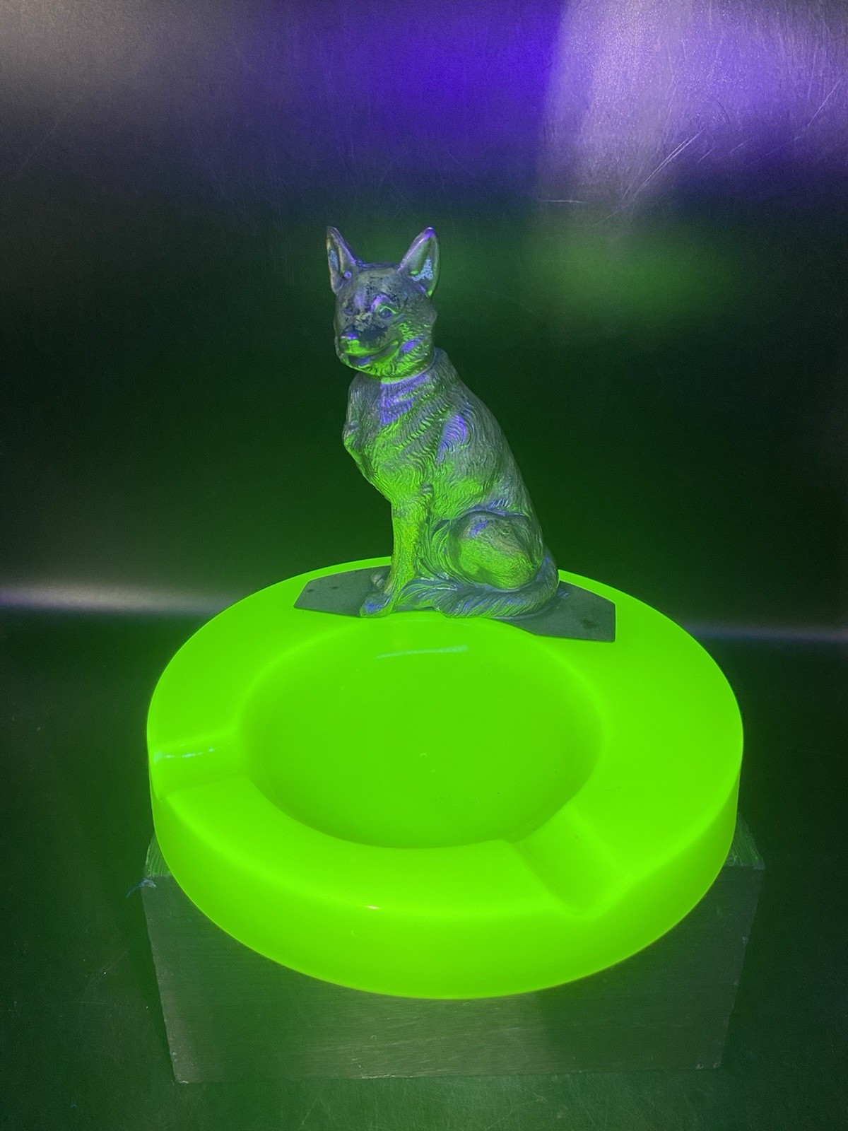 German Shepherd Canary Yellow Vaseline Glass Uranium Glow Ashtray
