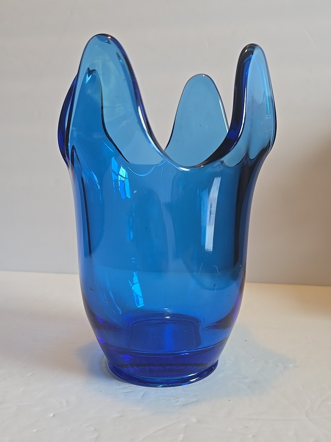 VTG Hand Crafted Coloura Vase HouzeX #6CV Sapphire Blue 4 Pronged Centerpiece
