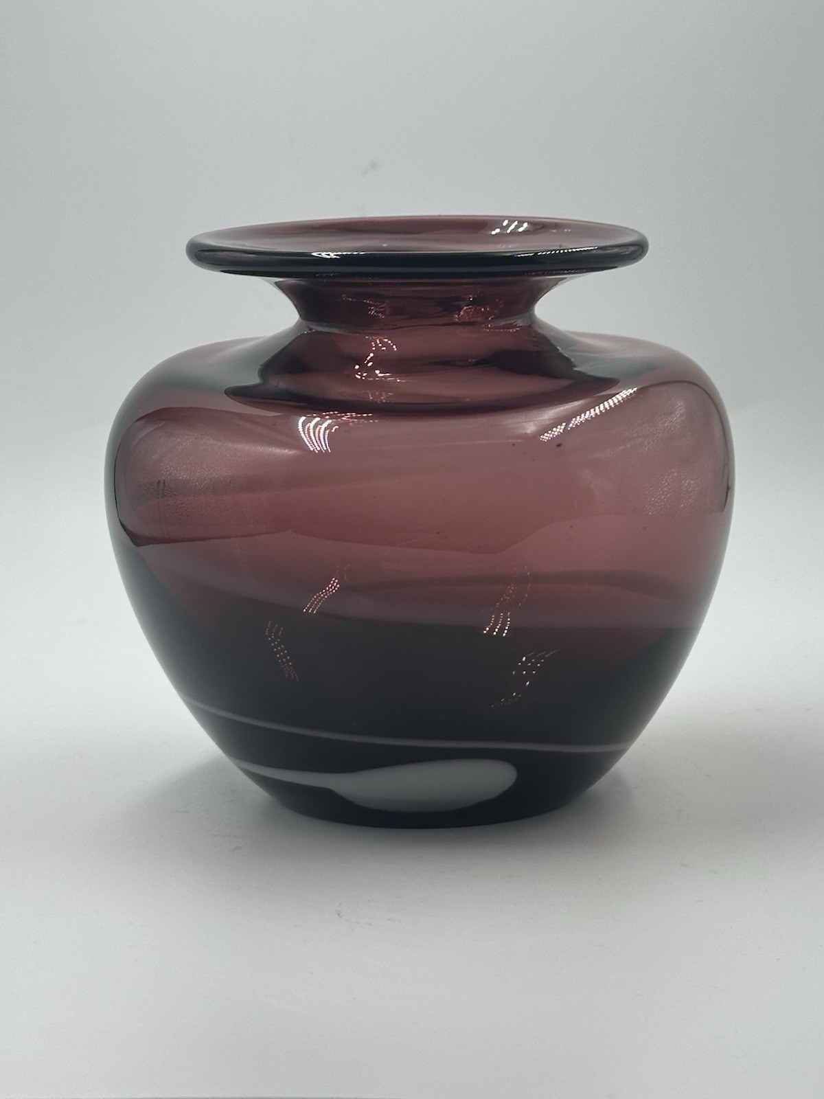 Vintage Hand Blown Dark Purple & White Swirl Art Glass Vase 4.25”