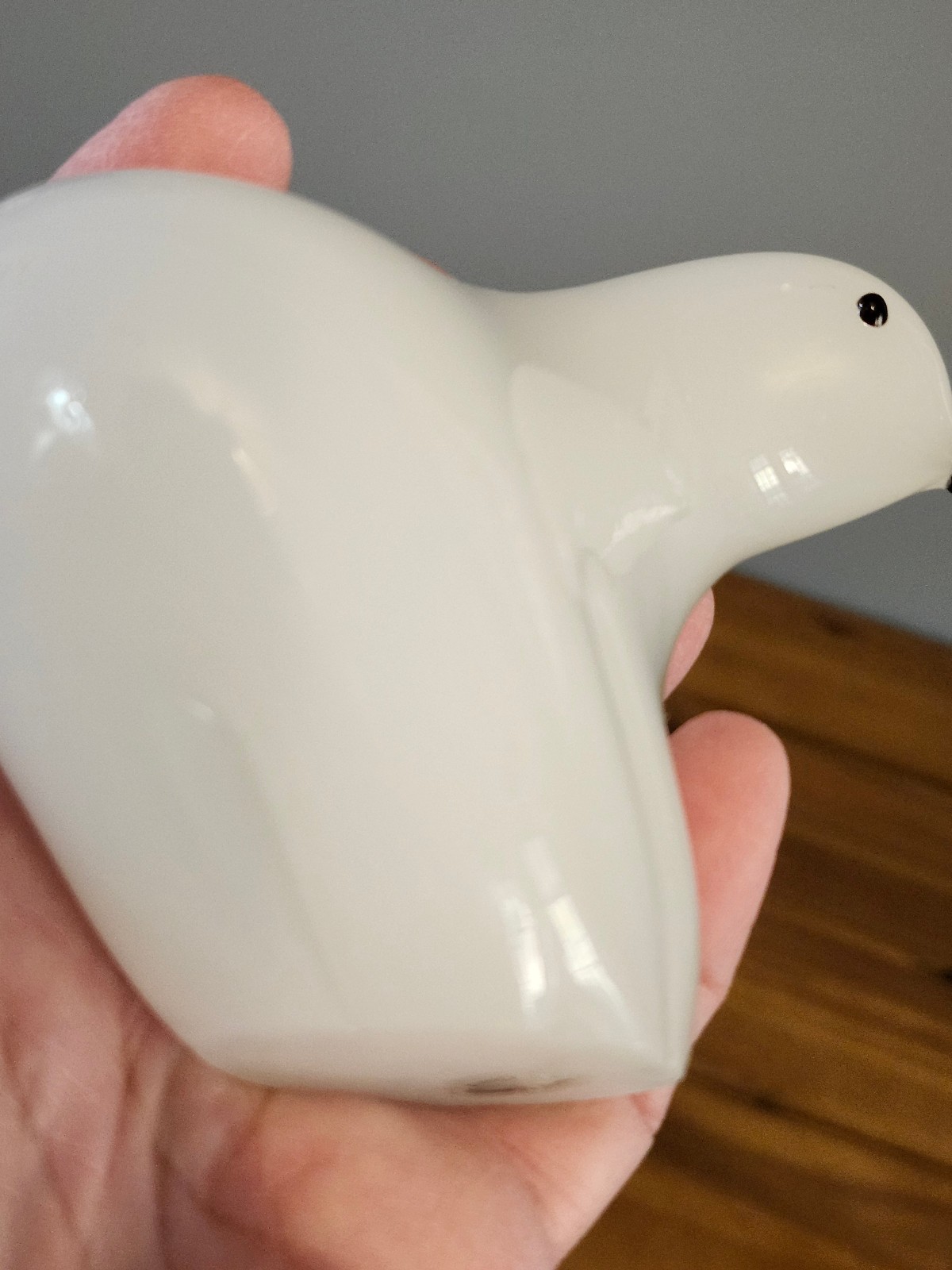 Art Glass White Polar Bear Figurine Paperweight Arctic Wildlife, cute
