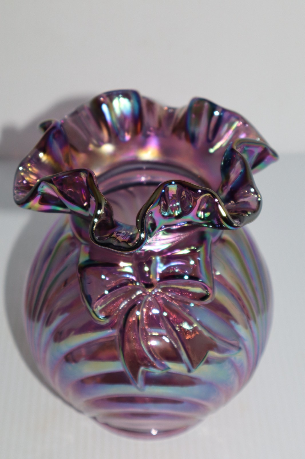 FENTON CAPRICE DRAPE VASE BOWTIE PURPLE IRIDESCENT CARNIVAL GLASS