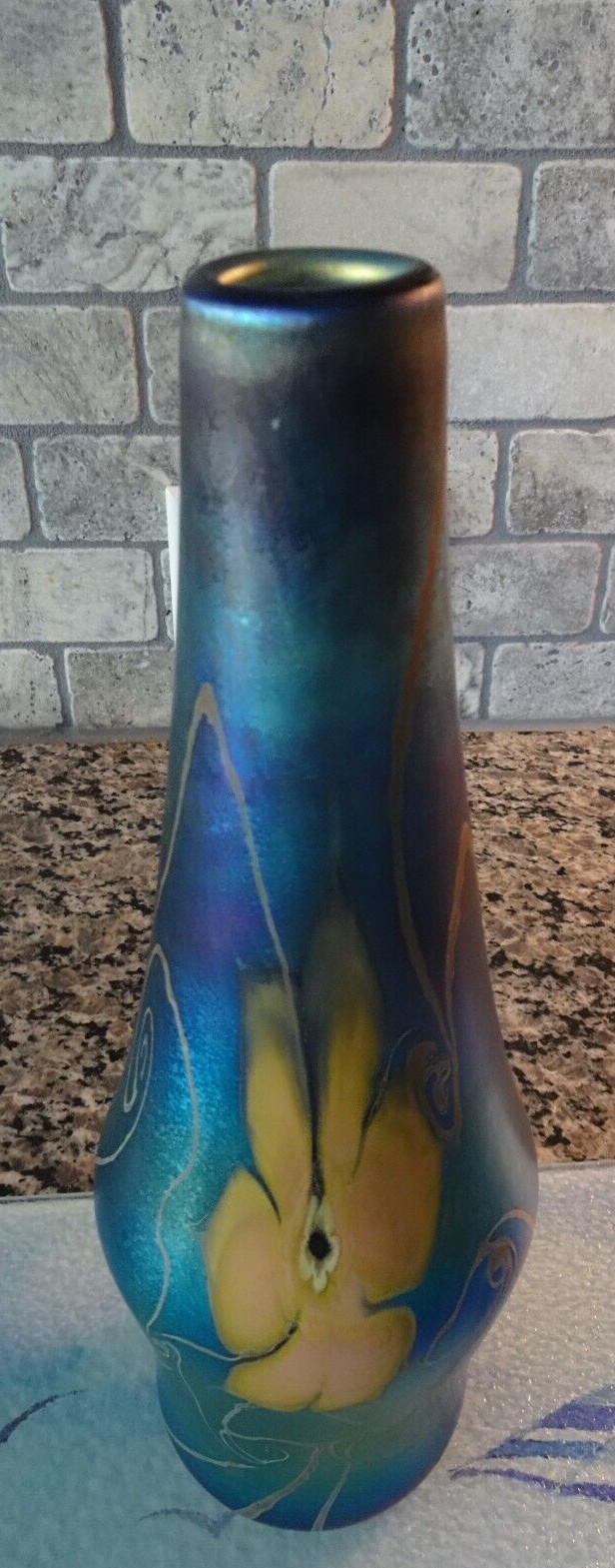 Signed Vandermark Studio Art Glass Blue Aurene Iridescent Floral Vase 10.5″