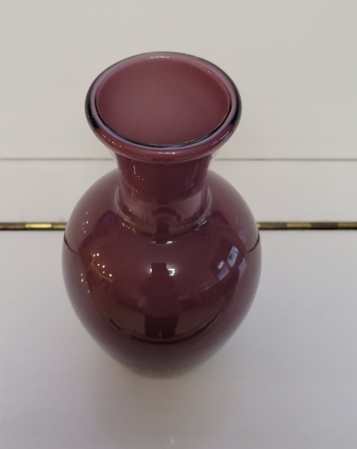 PLUM AMETHYST PURPLE GLASS VASE 7.25 INCHES DIAMETER 1.5 INCHES