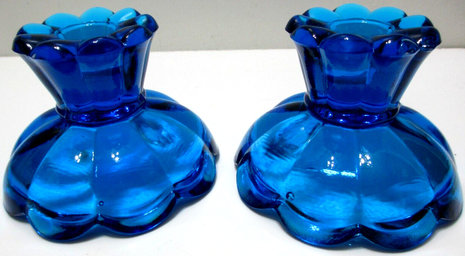 Vintage LE Smith Glass Candle Stick Holders PAIR Simplicity Peacock Blue
